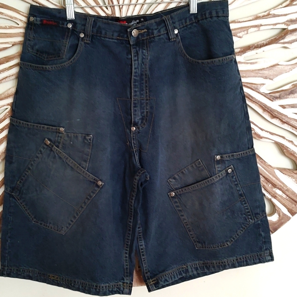 Brooklyn Xpress Distressed Blue Jean shorts sz 38